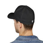 Black cap with IKIRU text worn by a person on a white background